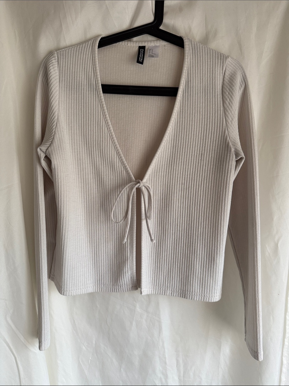 H&M Divided Ribbed Long Sleeve Tie-Front Top in Light Beige